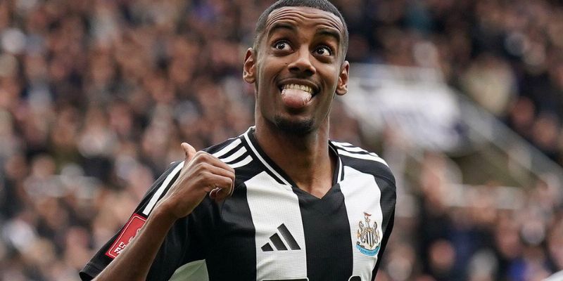 Alexander Isak: Tiền Đạo Tài Năng Của Newcastle United 1 Alexander Isak: Tiền Đạo Tài Năng Của Newcastle United
