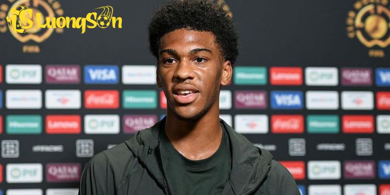 Josh Acheampong : Sao Trẻ Chelsea Ký Hợp Đồng Dài Hạn Đến 2029 5 Tương lai đầy triển vọng của Josh Acheampong